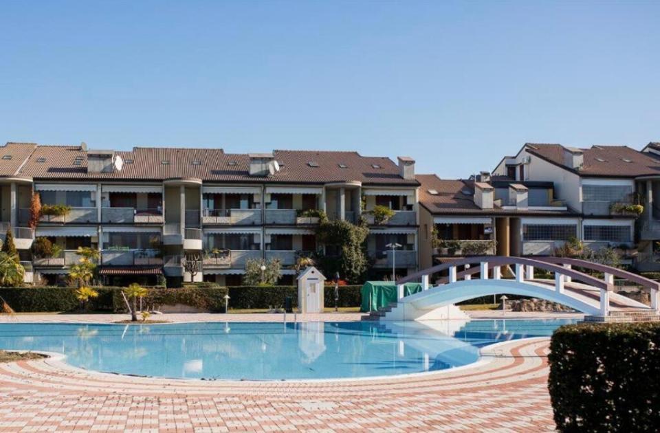 Casa Lorenzo Apartment Desenzano del Garda Exterior photo